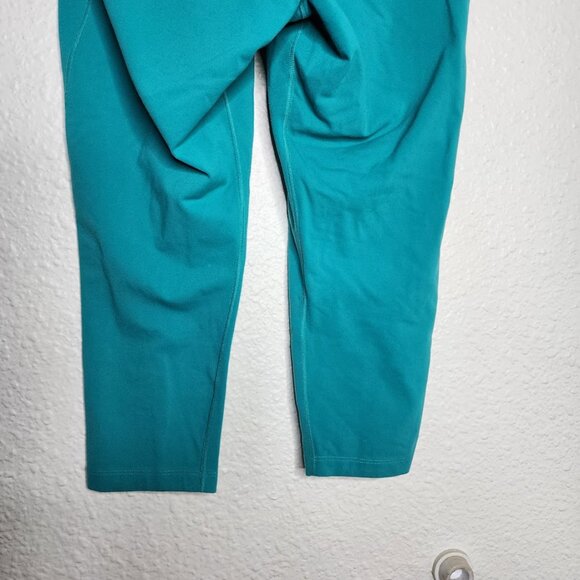 Nike Dri Fit Power Legendary Capri Leggings Crop Women Size Large - Picture 5 of 8